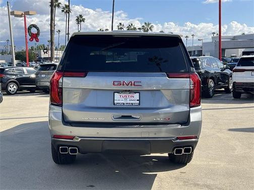 2026 GMC Yukon XL 4WD AT4