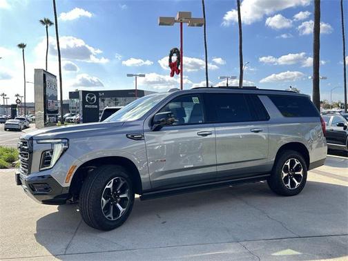 2026 GMC Yukon XL 4WD AT4