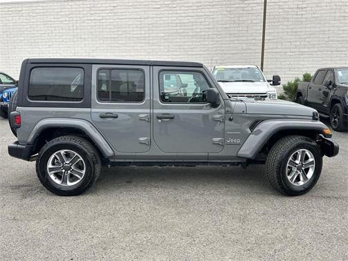 2023 Jeep Wrangler 4-Door Sahara 4x4