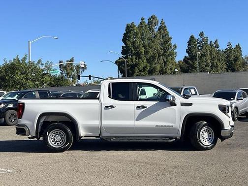 Summit White 2026 GMC Sierra 1500 Pro
