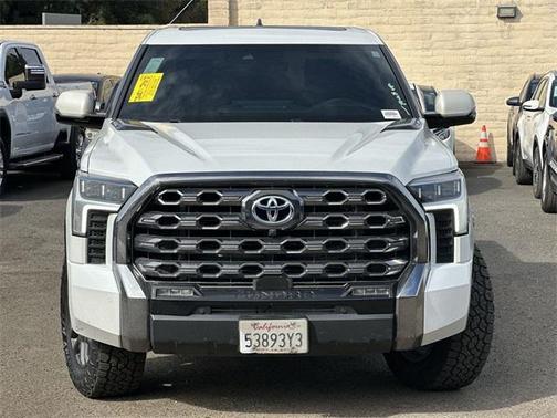 2024 Toyota Tundra Hybrid Platinum