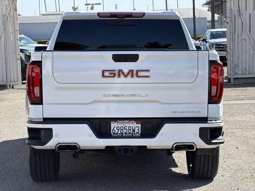 Summit White 2024 GMC Sierra 1500 Denali