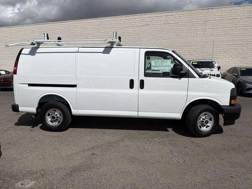 Summit White 2026 GMC Savana 2500 Work Van