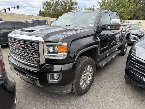 Onyx Black 2018 GMC Sierra 2500 Denali