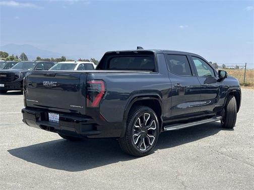 2025 GMC Sierra EV Max Range Denali