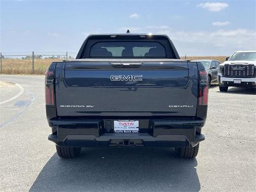 2025 GMC Sierra EV Max Range Denali