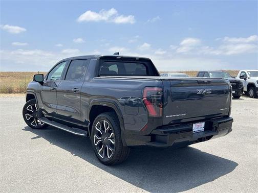2025 GMC Sierra EV Max Range Denali