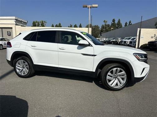 2020 Volkswagen Atlas Cross Sport 2.0T SE w/Technology