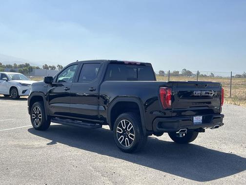 Onyx Black 2026 GMC Sierra 1500 AT4