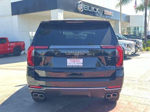 Onyx Black 2026 GMC Yukon 4WD AT4