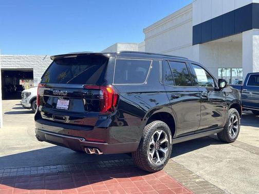 Onyx Black 2026 GMC Yukon 4WD AT4