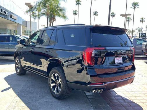Onyx Black 2026 GMC Yukon 4WD AT4