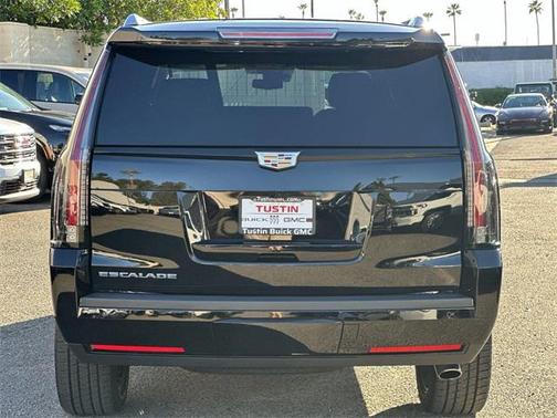 2020 Cadillac Escalade Premium Luxury