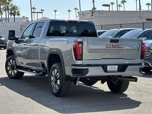 2025 GMC Sierra 2500 Denali