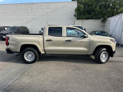 2023 Chevrolet Colorado WT