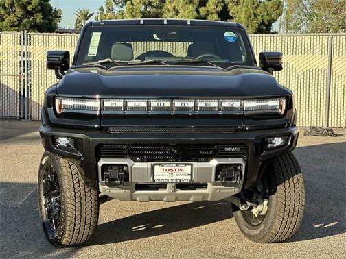 2026 GMC HUMMER EV SUV 2X