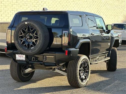 2026 GMC HUMMER EV SUV 2X