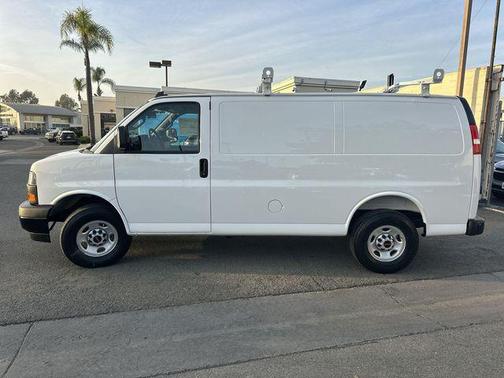 2025 GMC Savana 2500 Work Van