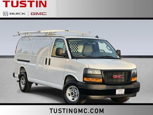 2025 GMC Savana 2500 Work Van