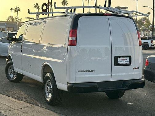 2025 GMC Savana 2500 Work Van