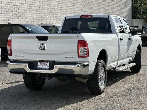 2024 RAM 3500 Big Horn Crew Cab 4x4 8' Box