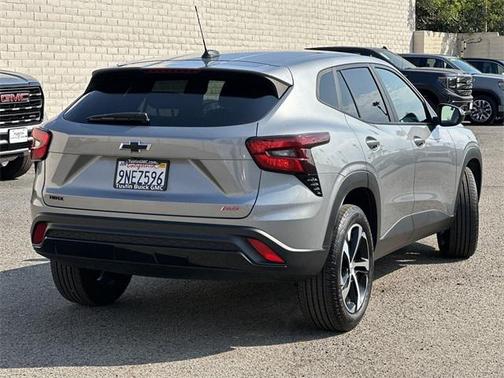2024 Chevrolet Trax FWD 1RS