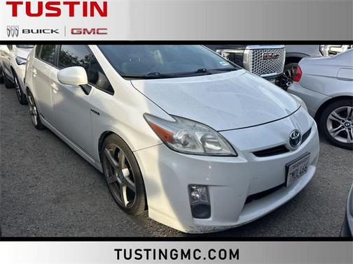 2010 Toyota Prius III