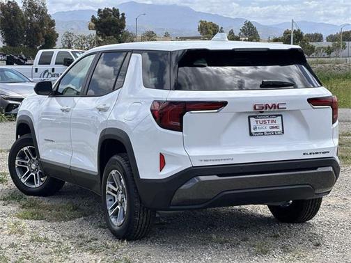 2025 GMC Terrain FWD Elevation