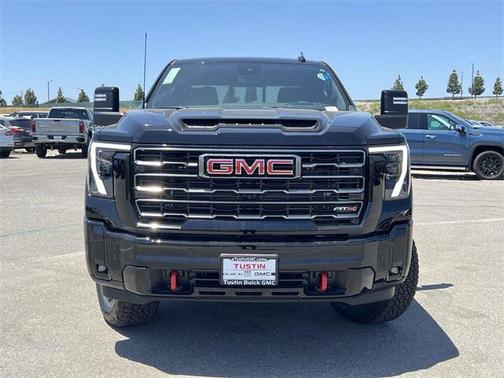 2025 GMC Sierra 2500 AT4