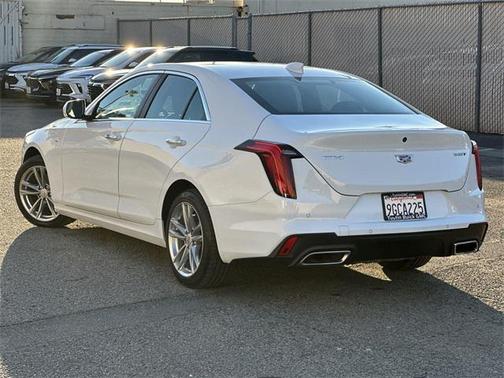 2023 Cadillac CT4 Luxury
