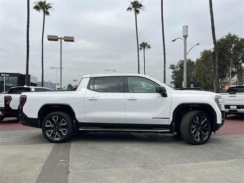 2025 GMC Sierra EV Max Range Denali