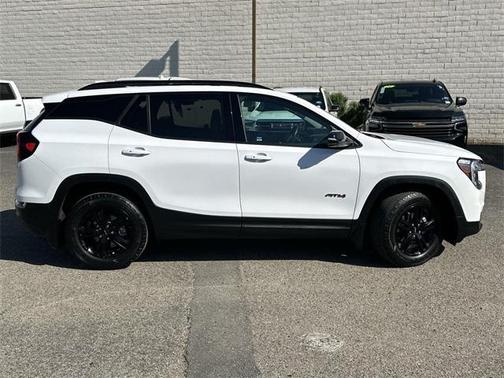 2022 GMC Terrain AWD AT4