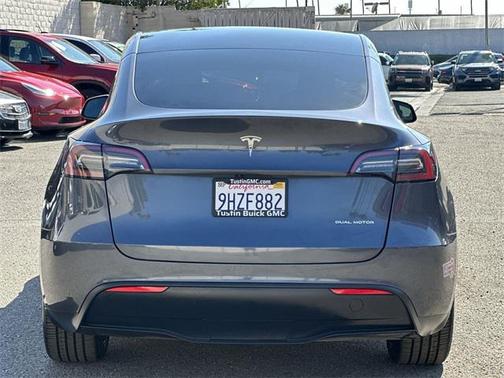 2023 Tesla Model Y Long Range Dual Motor All-Wheel Drive