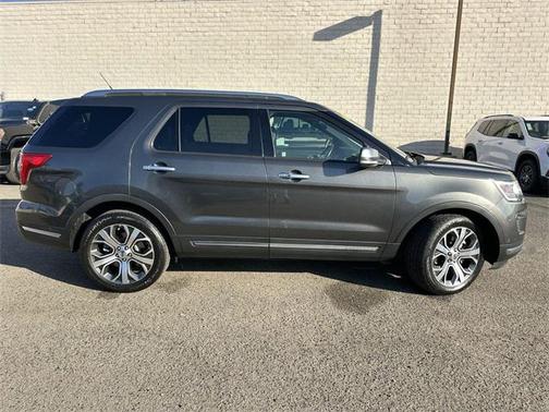 2019 Ford Explorer Platinum