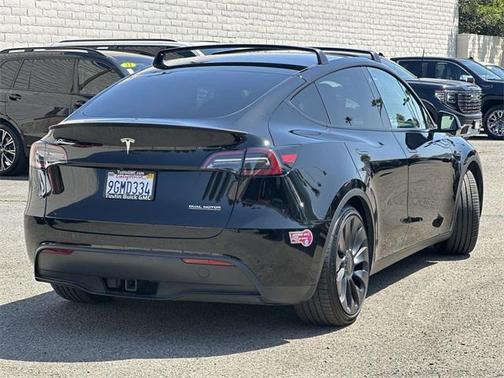 2023 Tesla Model Y Performance Dual Motor All-Wheel Drive