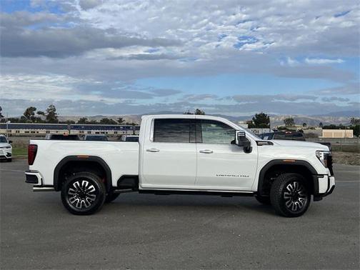 2026 GMC Sierra 2500 Denali Ultimate