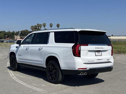 Summit White 2026 GMC Yukon XL Denali