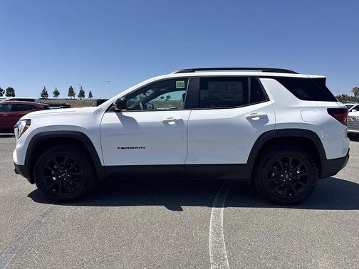 Summit White 2026 GMC Terrain FWD Elevation