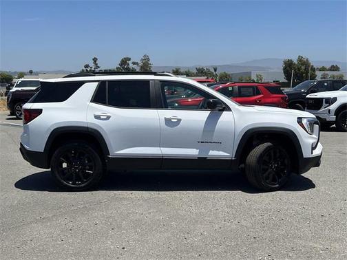 2026 GMC Terrain FWD Elevation