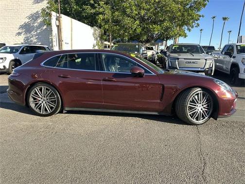 2018 Porsche Panamera Turbo