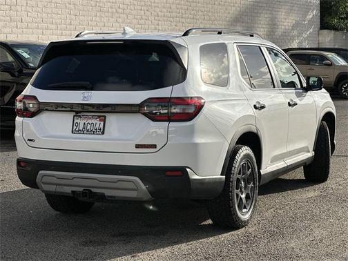 2024 Honda Pilot TrailSport