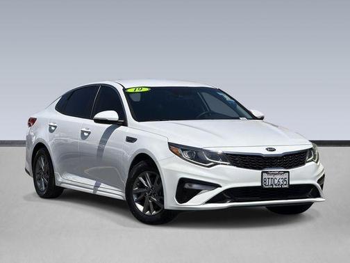 Snow White Pearl 2019 Kia Optima LX