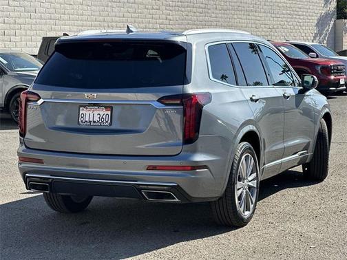 2020 Cadillac XT6 Premium Luxury FWD