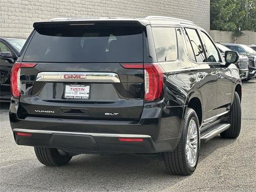 2023 GMC Yukon SLT