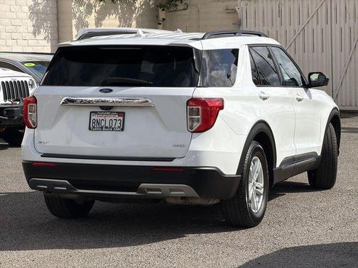 OXFORD WHITE 2020 Ford Explorer XLT