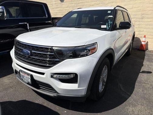 OXFORD WHITE 2020 Ford Explorer XLT