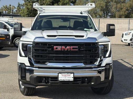 Summit White 2026 GMC Sierra 2500 Pro