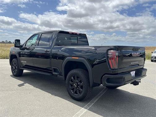 2025 GMC Sierra 2500 AT4