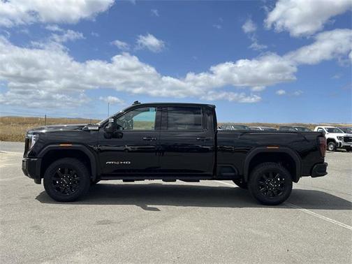 2025 GMC Sierra 2500 AT4
