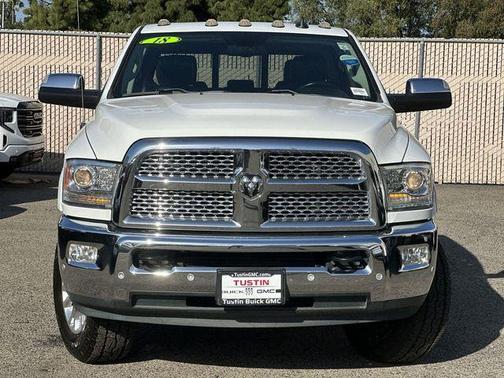 2018 RAM 2500 Laramie Crew Cab 4x4 6'4' Box